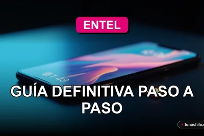 Teléfono inteligente moderno mostrando gráficos abstractos, con una tarjeta SIM Entel descansando sobre una mesa de vidrio, concepto de privacidad y configuración.