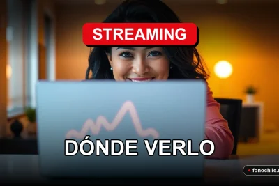 Una mujer latina sonríe mientras mira una pantalla con gráficos de colores, representando la plataforma de streaming para cine chileno.