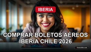 Una mujer hispana sonriendo en un entorno moderno, con un teléfono mostrando gráficos abstractos sobre la mesa.