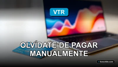Una tarjeta de débito moderna sobre un escritorio de madera clara, con un fondo de gráficos abstractos de colores en una pantalla de laptop.