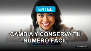 Una mujer latina sonríe con confianza mientras usa su teléfono móvil, representando el servicio de portabilidad numérica fácil de Entel.