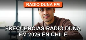 Una radio digital moderna mostrando gráficos de frecuencia en una mesa de estudio.