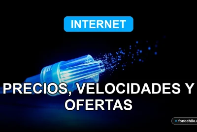 Planes de fibra óptica 2026 con velocidades ultrarrápidas representadas por un haz de luz azul atravesando un cable de fibra óptica transparente sobre un fondo oscuro.