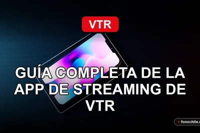 Una aplicación de streaming VTR Play abierta en un teléfono inteligente y una tableta moderna sobre una mesa de madera oscura, mostrando gráficos abstractos de colores en sus pantallas.