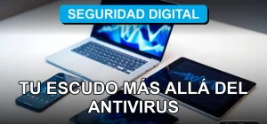 Concepto moderno de ciberseguridad representado por un escudo digital abstracto y gráficos de datos coloridos en una pantalla, sobre un escritorio minimalista.